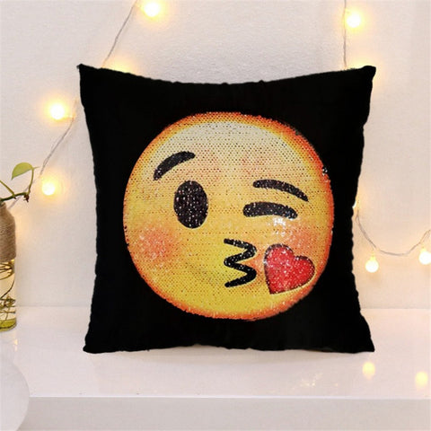 EMOJI SMILING / BLOWING A KISS FACE PILLOW COVER